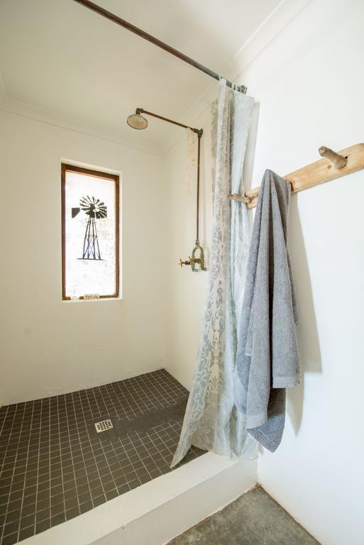 Stone Cottage Self-Catering Apartments Plettenbergbaai Buitenkant foto