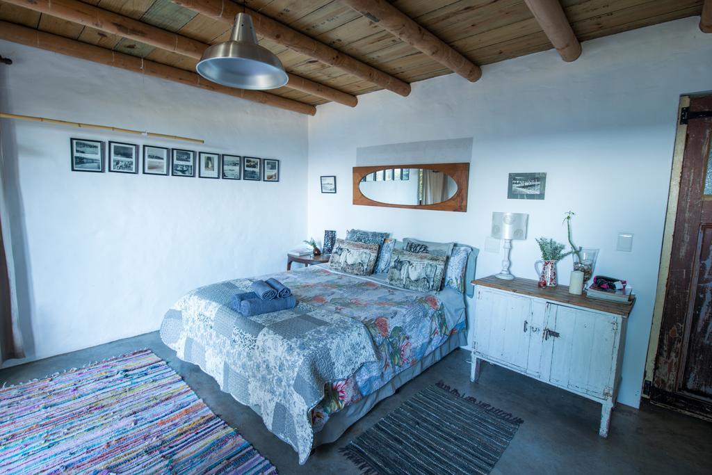 Stone Cottage Self-Catering Apartments Plettenbergbaai Buitenkant foto